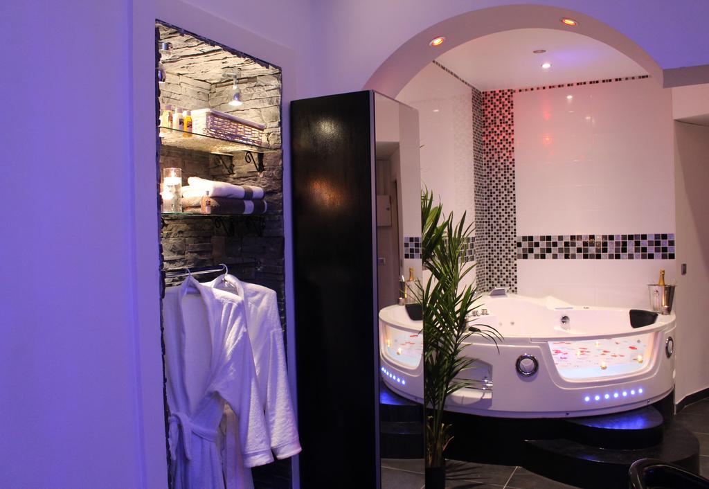 Le Love Spa リヨン 部屋 写真