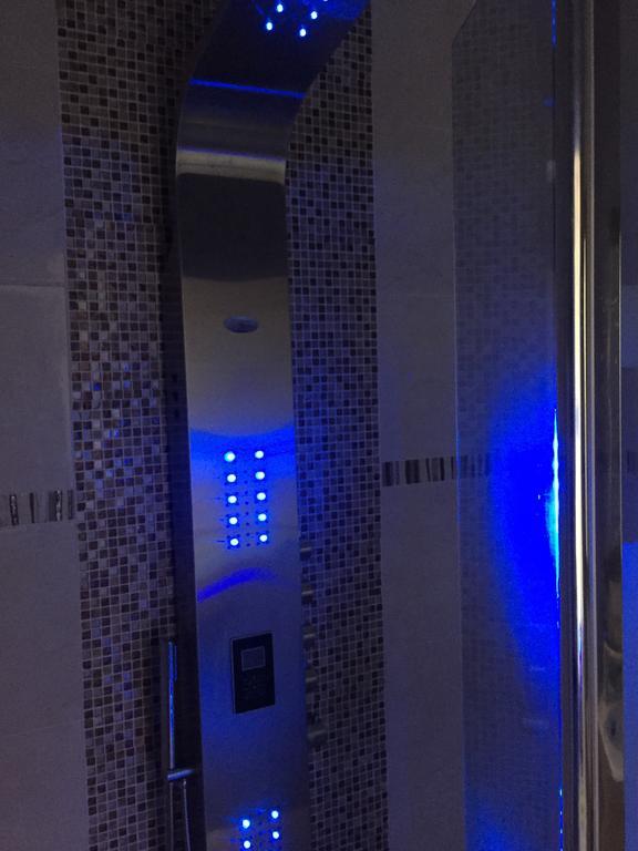Le Love Spa リヨン エクステリア 写真